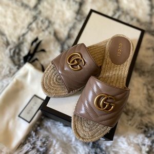 Gucci Pilar Flatform Leather Sandals